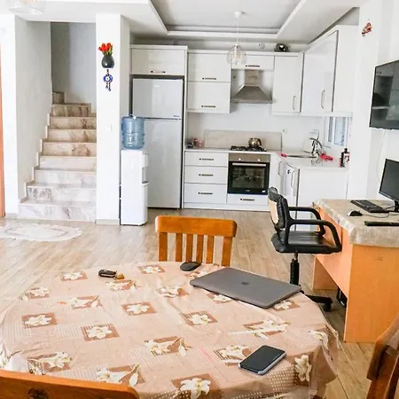 منزل للإقامة Sigacik Asan Butik Pansiyon سفيريهيسار